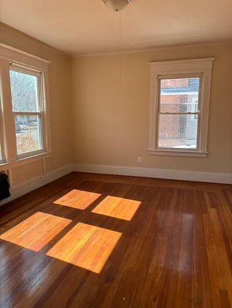 $2,200 | 658 Sumner Avenue, Unit 1, Springfield, MA 01108