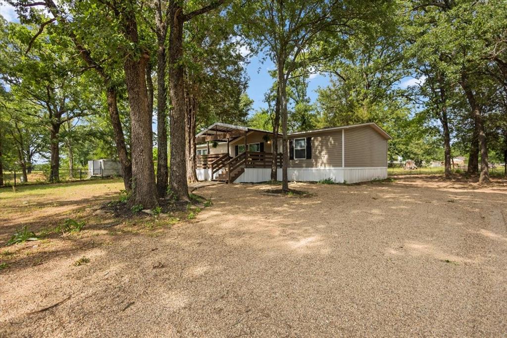 118 Cedar Ridge Drive Eustace, TX 75124 - Photo 2 of 40