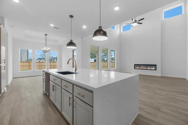 $684,878 | 1523 Timber Woods Drive, Missouri City, TX 77459