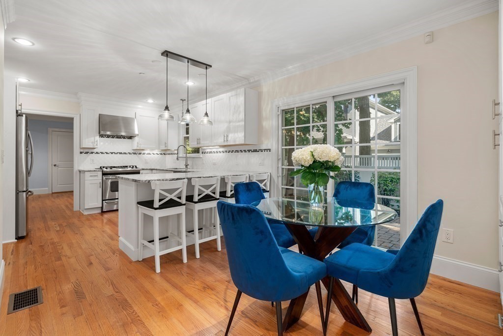96 Crescent Street, Unit 96 Newton, MA 02466 - Photo 7 of 36 a dining room with furniture and window
