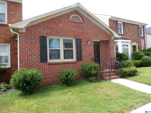 $189,900 | 1536 Cambridge Place, Anniston, AL 36207