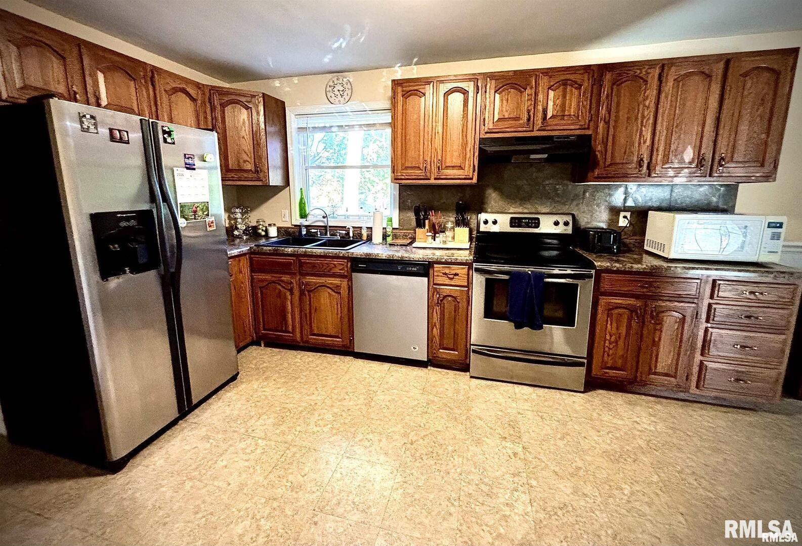 200 Williford Road Jonesboro, IL 62952 - Photo 5 of 20