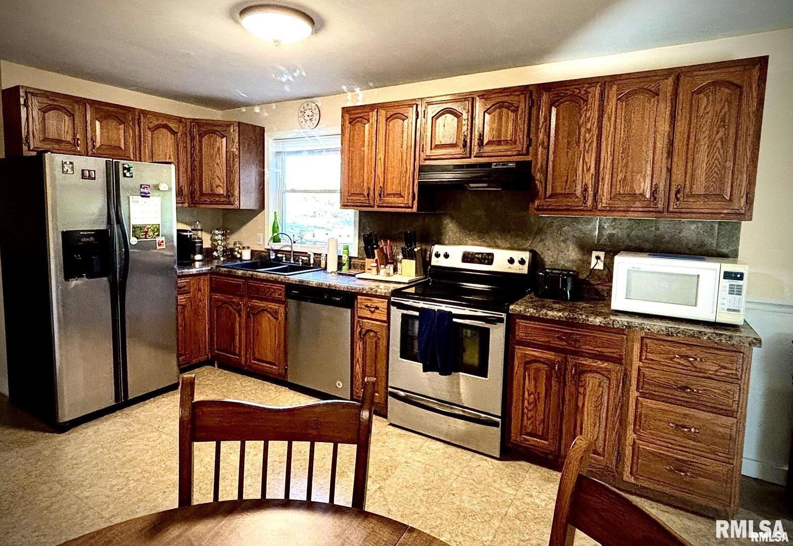 200 Williford Road Jonesboro, IL 62952 - Photo 6 of 20