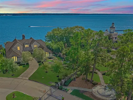 $3,900,000 | 100 Bentwater Bay Drive, Montgomery, TX 77356