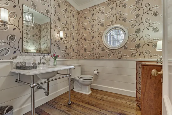 $3,900,000 | 100 Bentwater Bay Drive, Montgomery, TX 77356