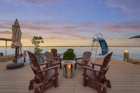 $3,900,000 | 100 Bentwater Bay Drive, Montgomery, TX 77356