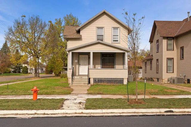 $209,900 | 1178 West Broadway Street, Winona, MN 55987