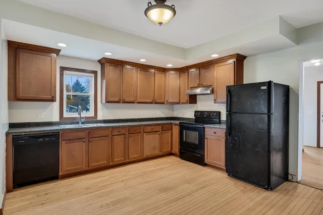 $209,900 | 1178 West Broadway Street, Winona, MN 55987