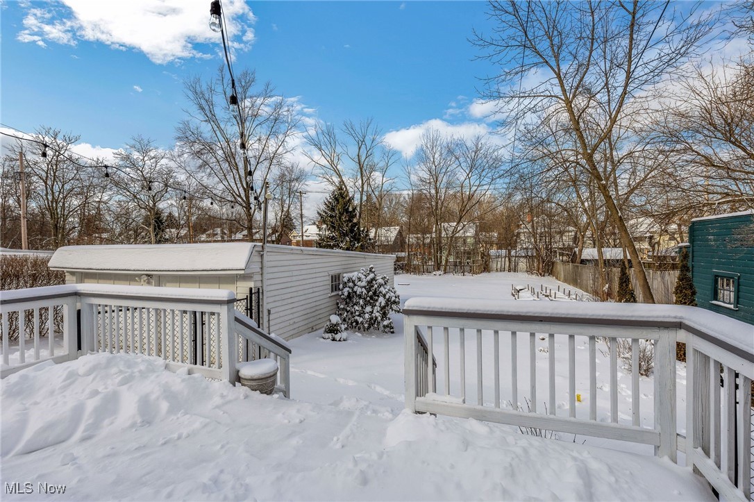 2542 Queenston Road Cleveland, OH 44118 - Photo 30 of 36