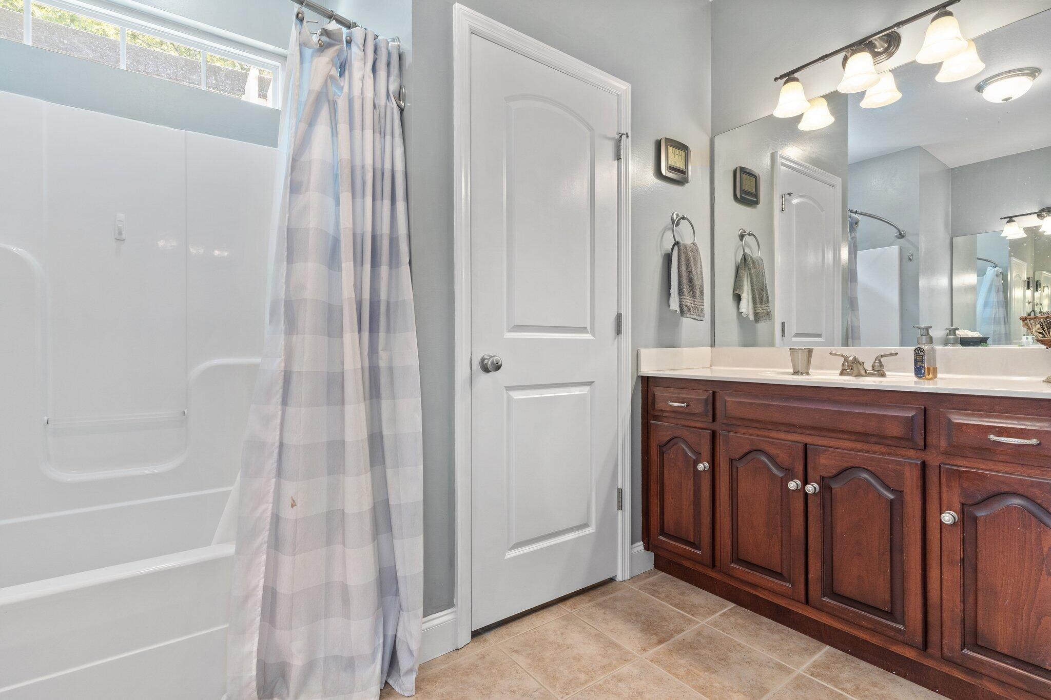 9428 Smith Morgan Road, Unit 19 Soddy Daisy, TN 37379 - Photo 18 of 34 we snap real estate_9428 Smith Morgan-19