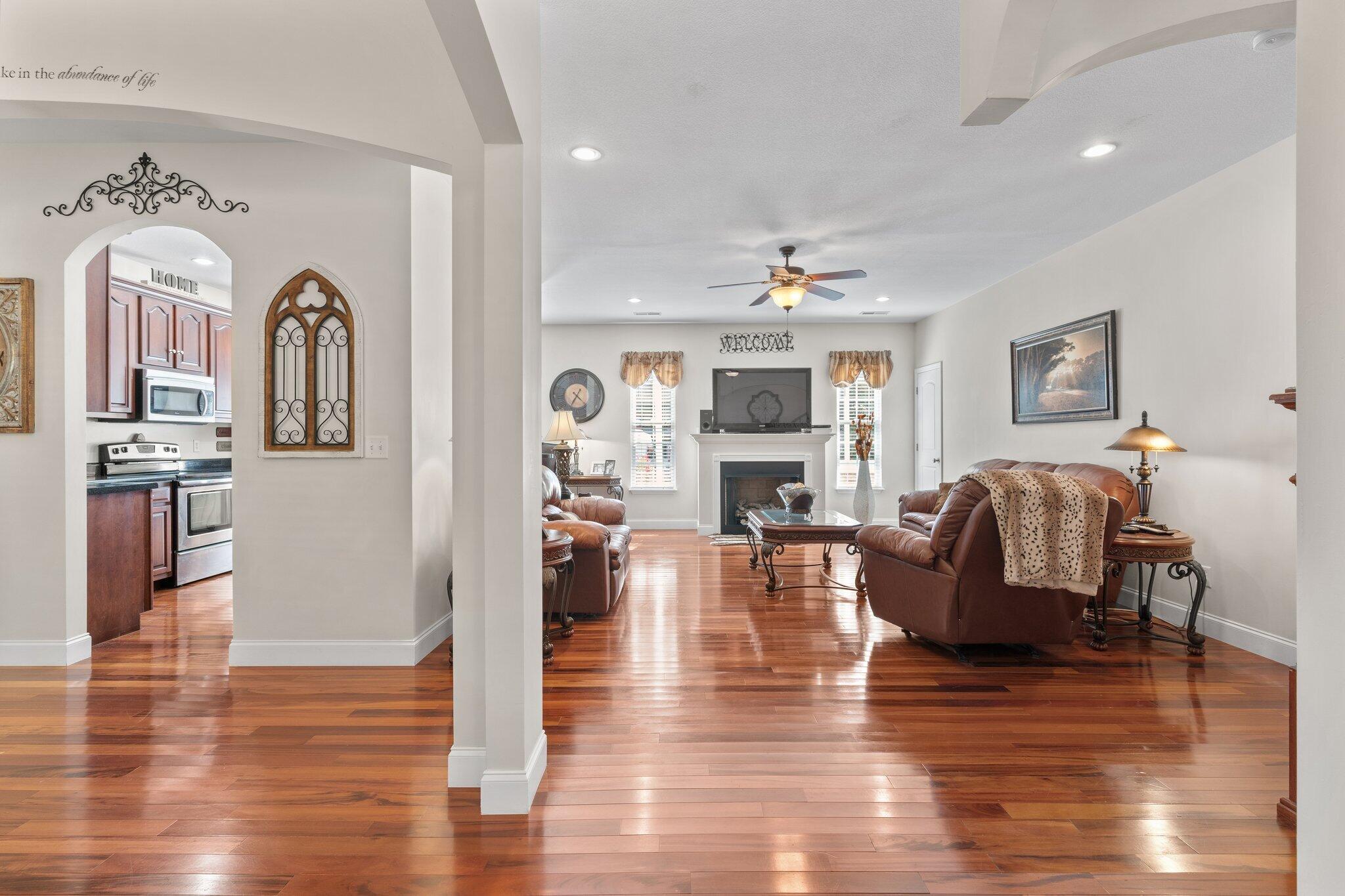 we snap real estate_9428 Smith Morgan-6