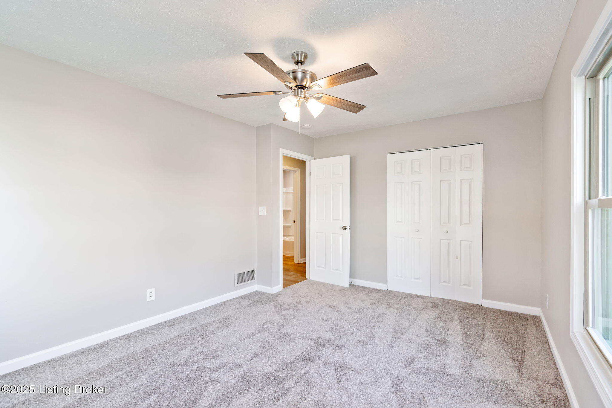 5803 Stone Bluff Road Louisville, KY 40291 - Photo 29 of 50 5803 Stone Bluff Rd-29
