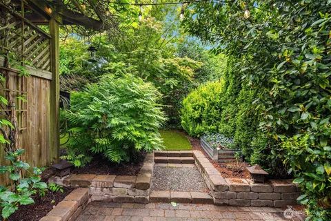 a view of a pathway of a yard