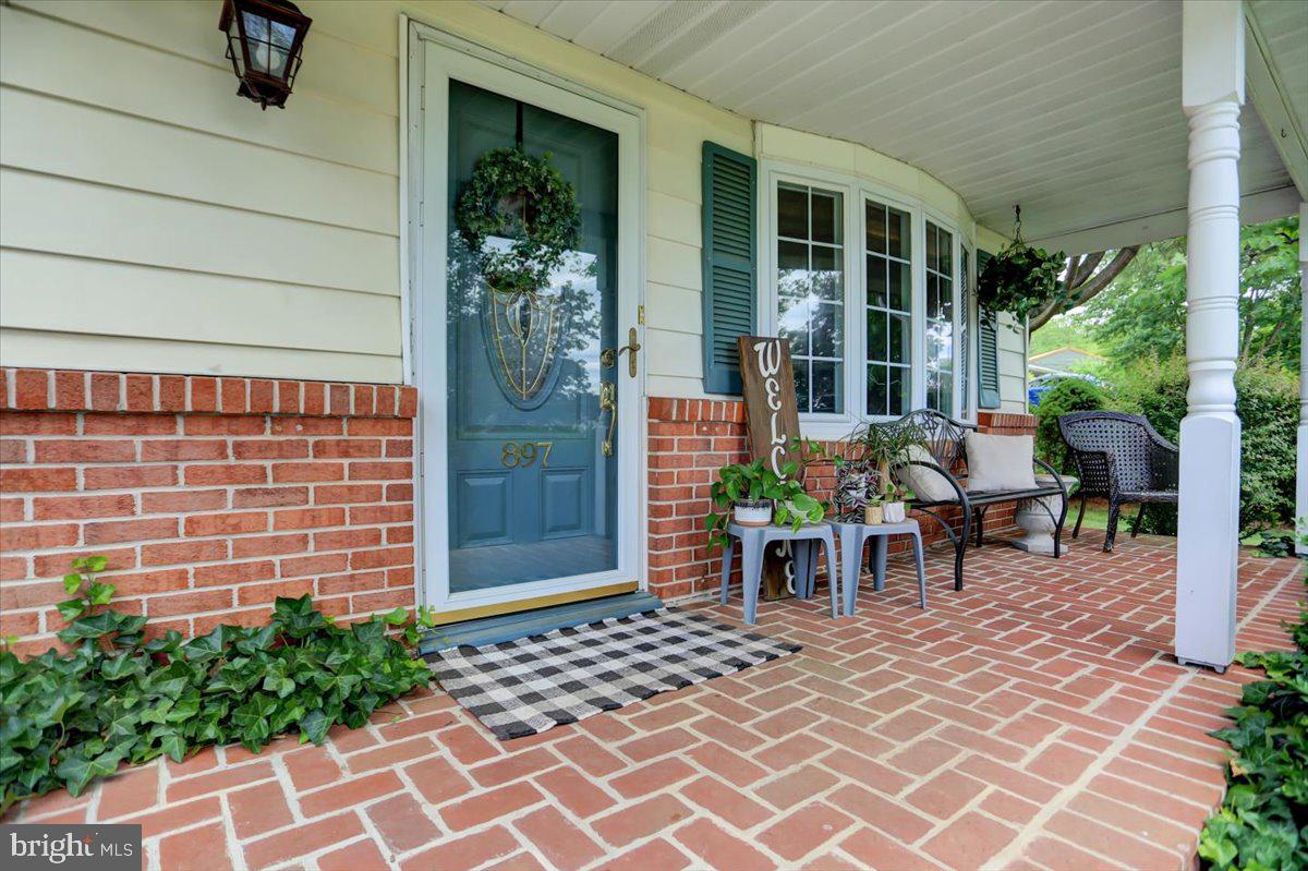 897 Knob Hill Road Fayetteville, PA 17222 - Photo 6 of 51