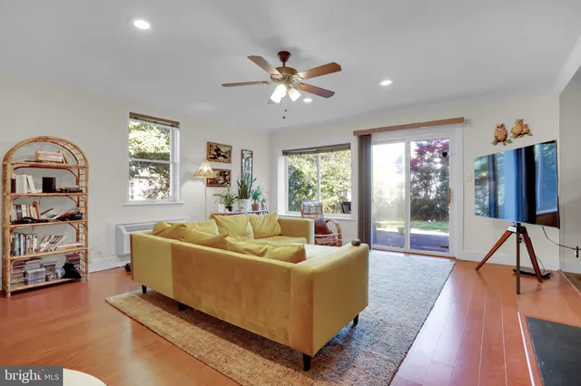 $695,000 | 5503 Boxhill Lane, Baltimore, MD 21210