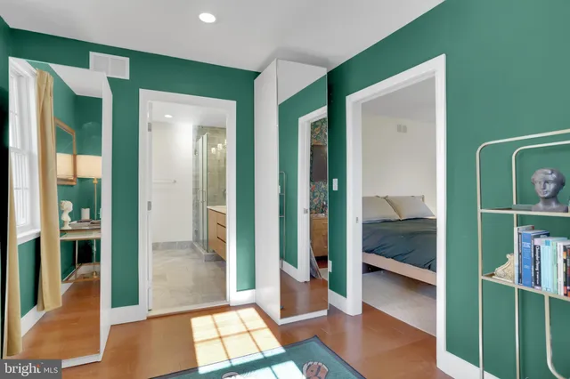 $695,000 | 5503 Boxhill Lane, Baltimore, MD 21210