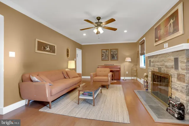 $695,000 | 5503 Boxhill Lane, Baltimore, MD 21210