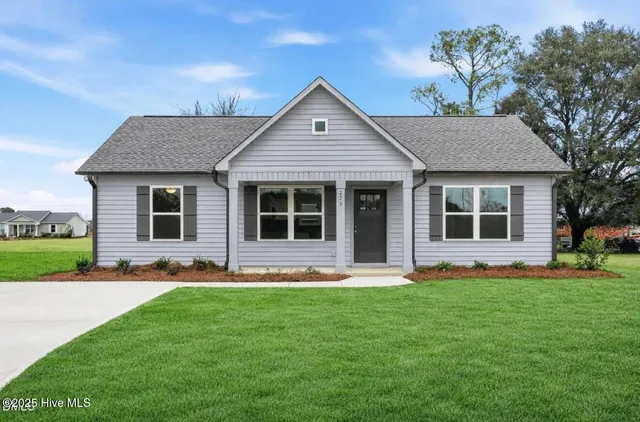 $214,900 | 226 Rae Street, Warsaw, NC 28398