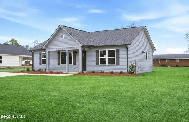 $214,900 | 226 Rae Street, Warsaw, NC 28398