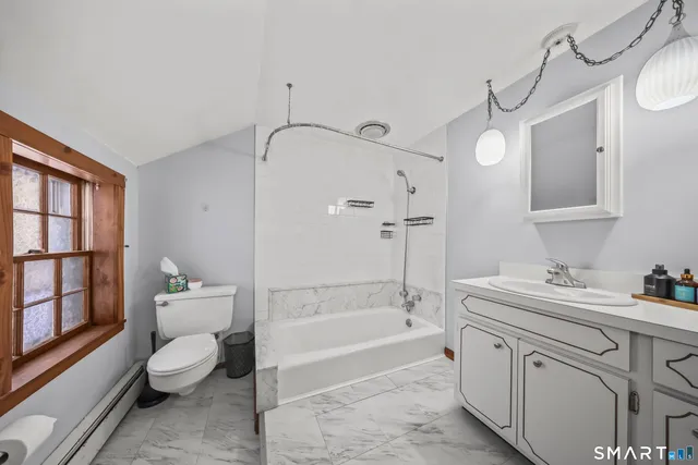 $2,600 | 62 Church Street, Vernon, CT 06066