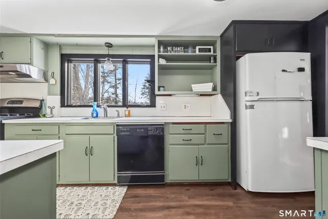 $2,600 | 62 Church Street, Vernon, CT 06066