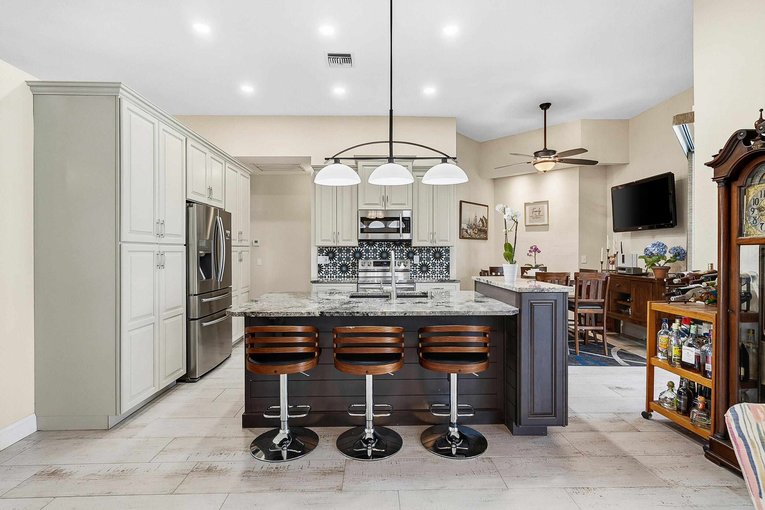 1506 Southwest Mockingbird Circle Port St. Lucie, FL 34986 - Photo 14 of 46 Kitchen