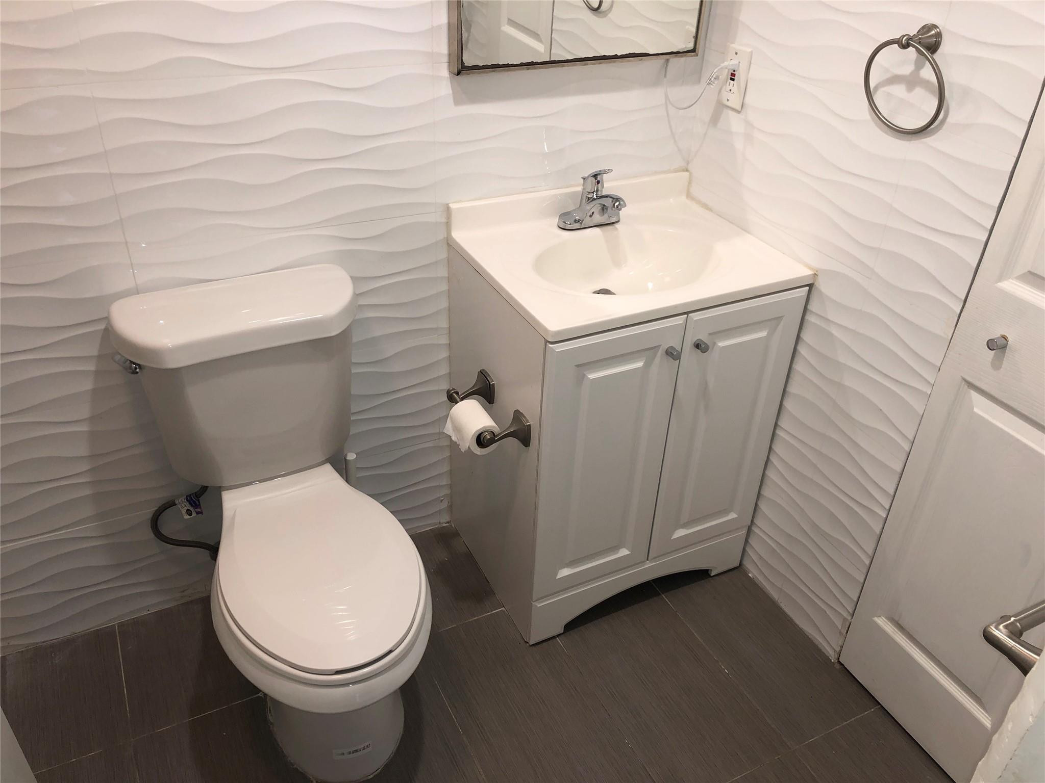 651 Lyons Road, Unit 10104 Coconut Creek, FL 33063 - Photo 4 of 9 Photo 4