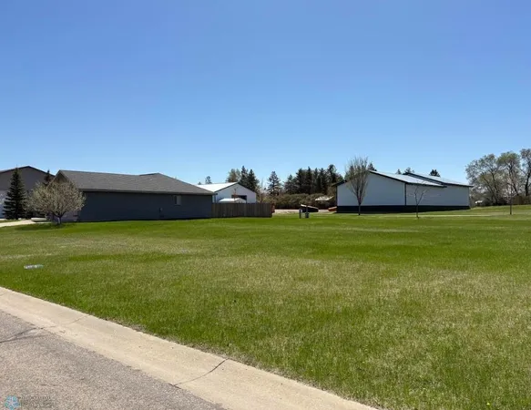 $15,500 | 905 Red Willow Drive, Frazee, MN 56544