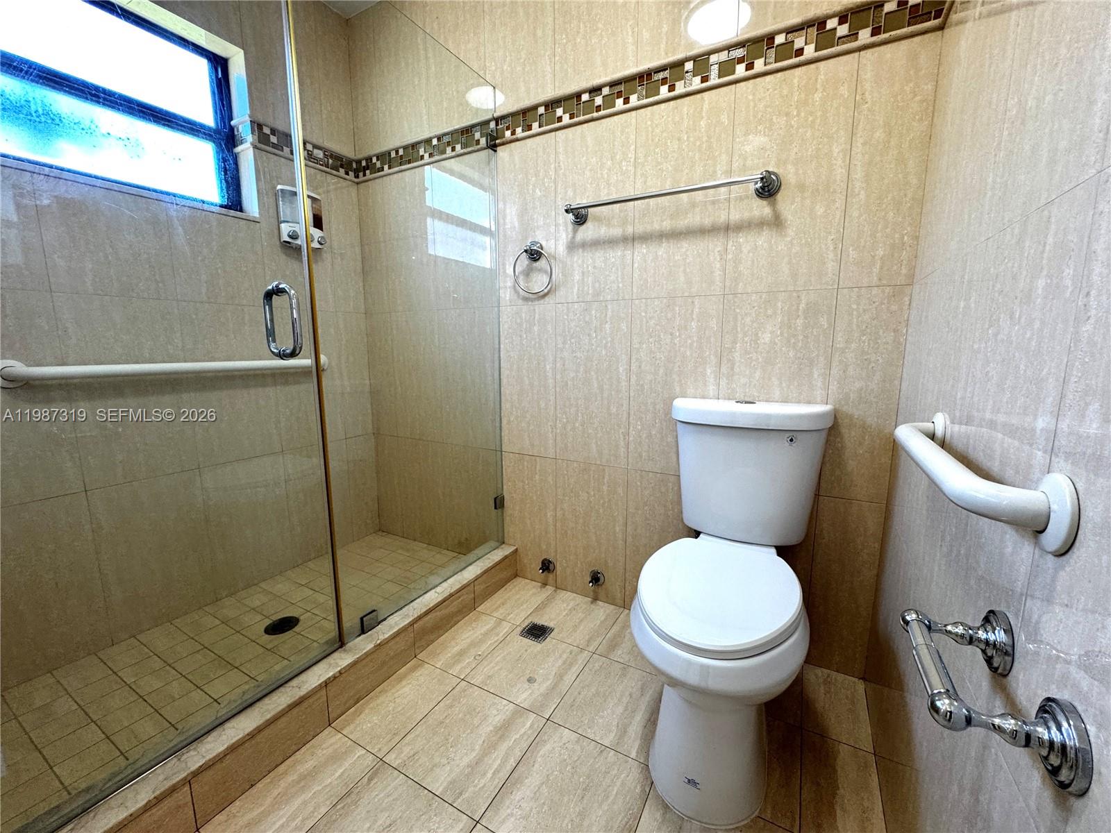 2835 Southwest 108th Place Miami, FL 33165 - Photo 16 of 30