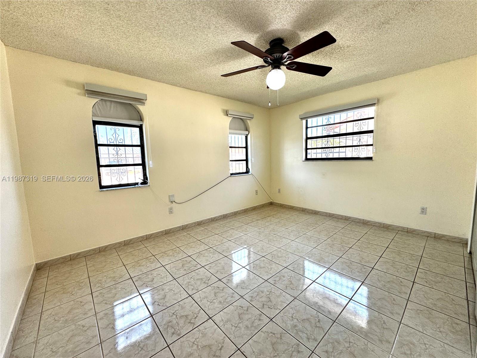 2835 Southwest 108th Place Miami, FL 33165 - Photo 20 of 30