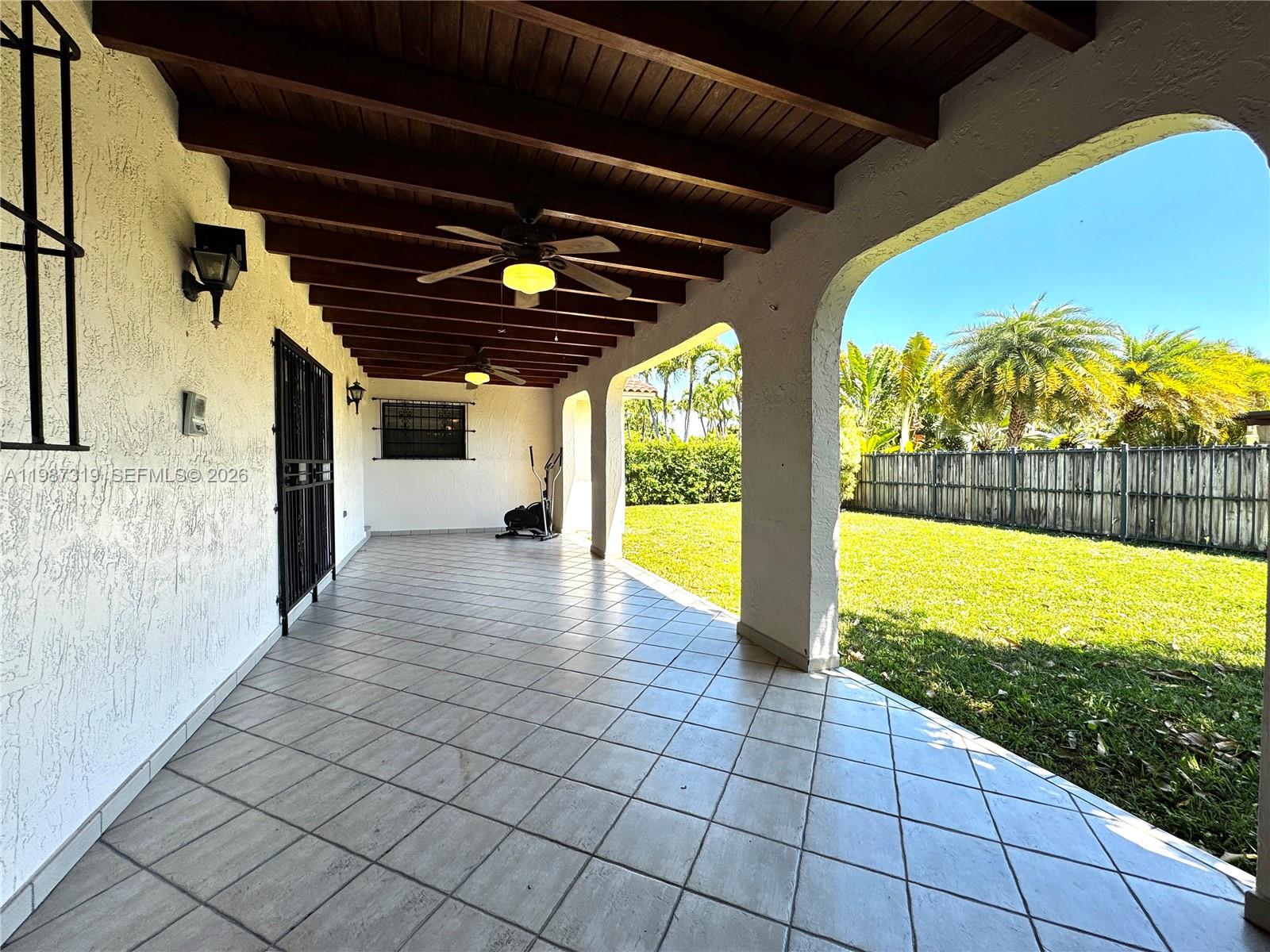 2835 Southwest 108th Place Miami, FL 33165 - Photo 23 of 30