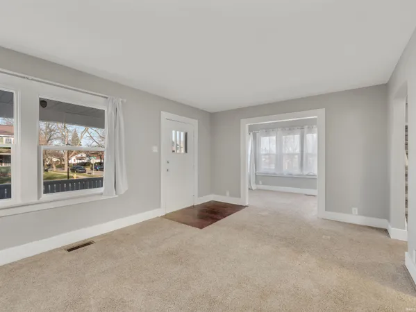 $199,900 | 4103 Fairfield Avenue, Fort Wayne, IN 46807