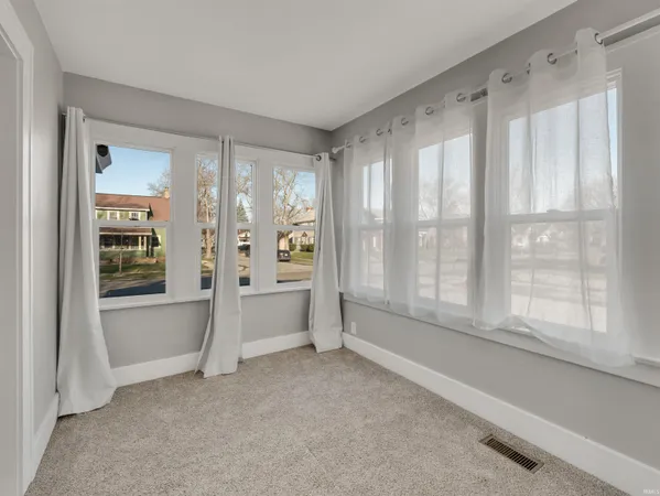 $199,900 | 4103 Fairfield Avenue, Fort Wayne, IN 46807