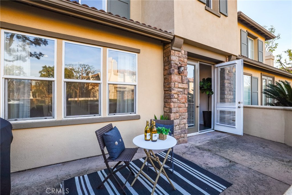 30 Moonstone Irvine, CA 92602 - Photo 6 of 7 a view of a outdoor seating area