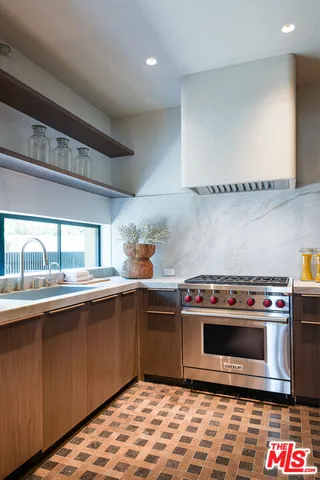 $18,995,000 | 24172 Lupin Hill Road, Hidden Hills, CA 91302