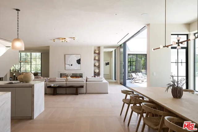 $18,995,000 | 24172 Lupin Hill Road, Hidden Hills, CA 91302