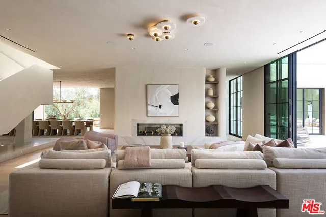 $18,995,000 | 24172 Lupin Hill Road, Hidden Hills, CA 91302