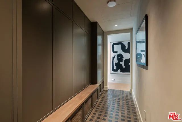 $18,995,000 | 24172 Lupin Hill Road, Hidden Hills, CA 91302