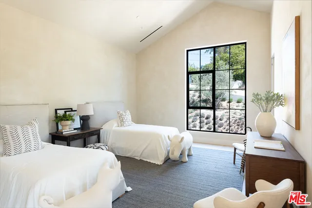 $18,995,000 | 24172 Lupin Hill Road, Hidden Hills, CA 91302