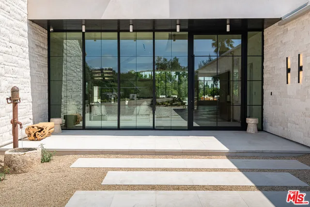 $18,995,000 | 24172 Lupin Hill Road, Hidden Hills, CA 91302