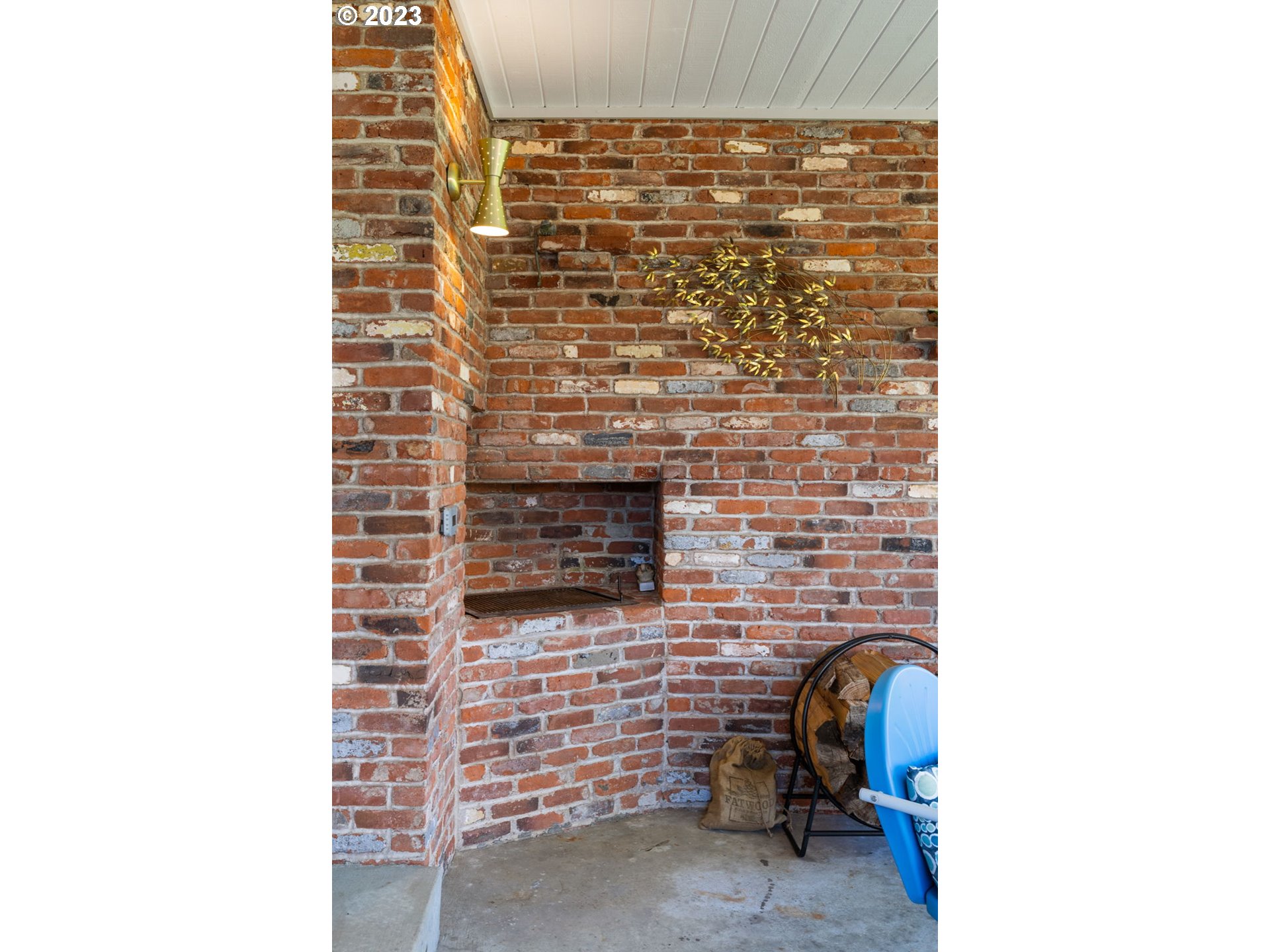 3301 Southwest Ridge Drive Portland, OR 97219 - Photo 24 of 39 Gallery Image 24