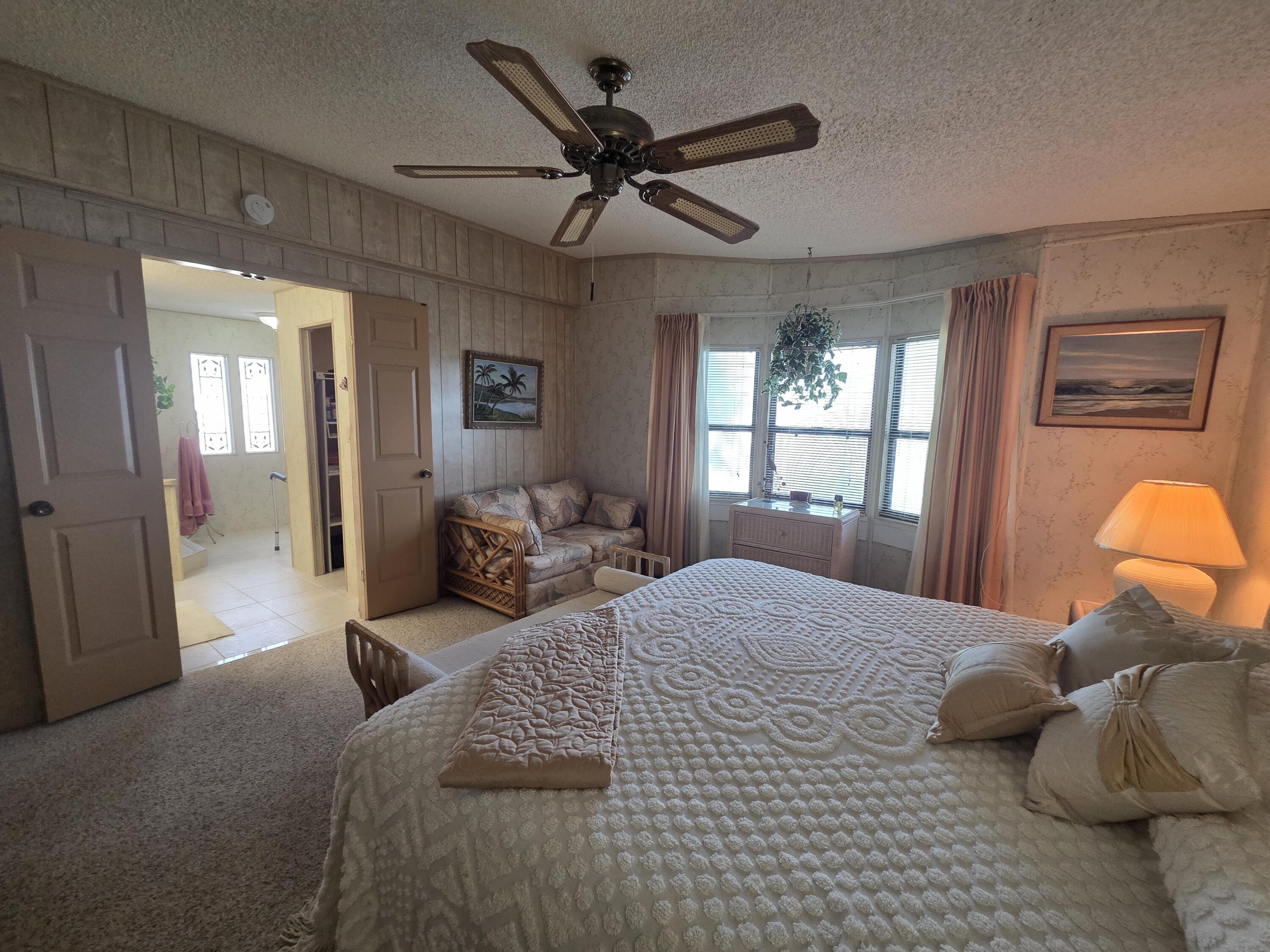 7375 Southeast Independence Avenue Hobe Sound, FL 33455 - Photo 19 of 25 maste bedroom