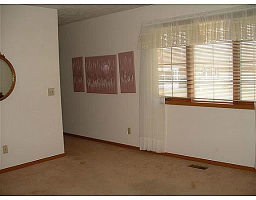 3028 Armsgate Road Springfield, OH 45503 - Photo 10 of 16 Gallery Image 10