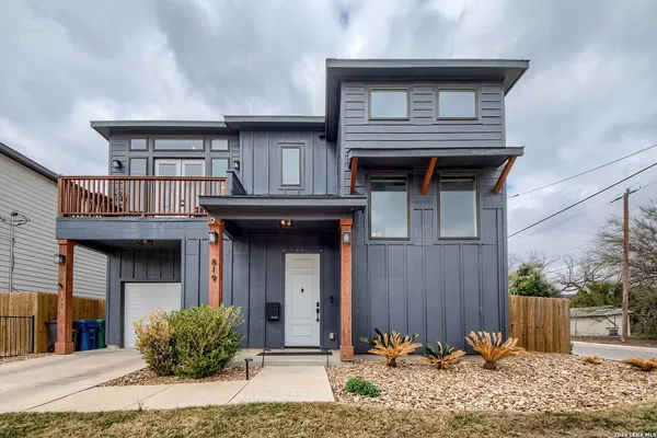 $2,750 | 819 St James, San Antonio, TX 78202