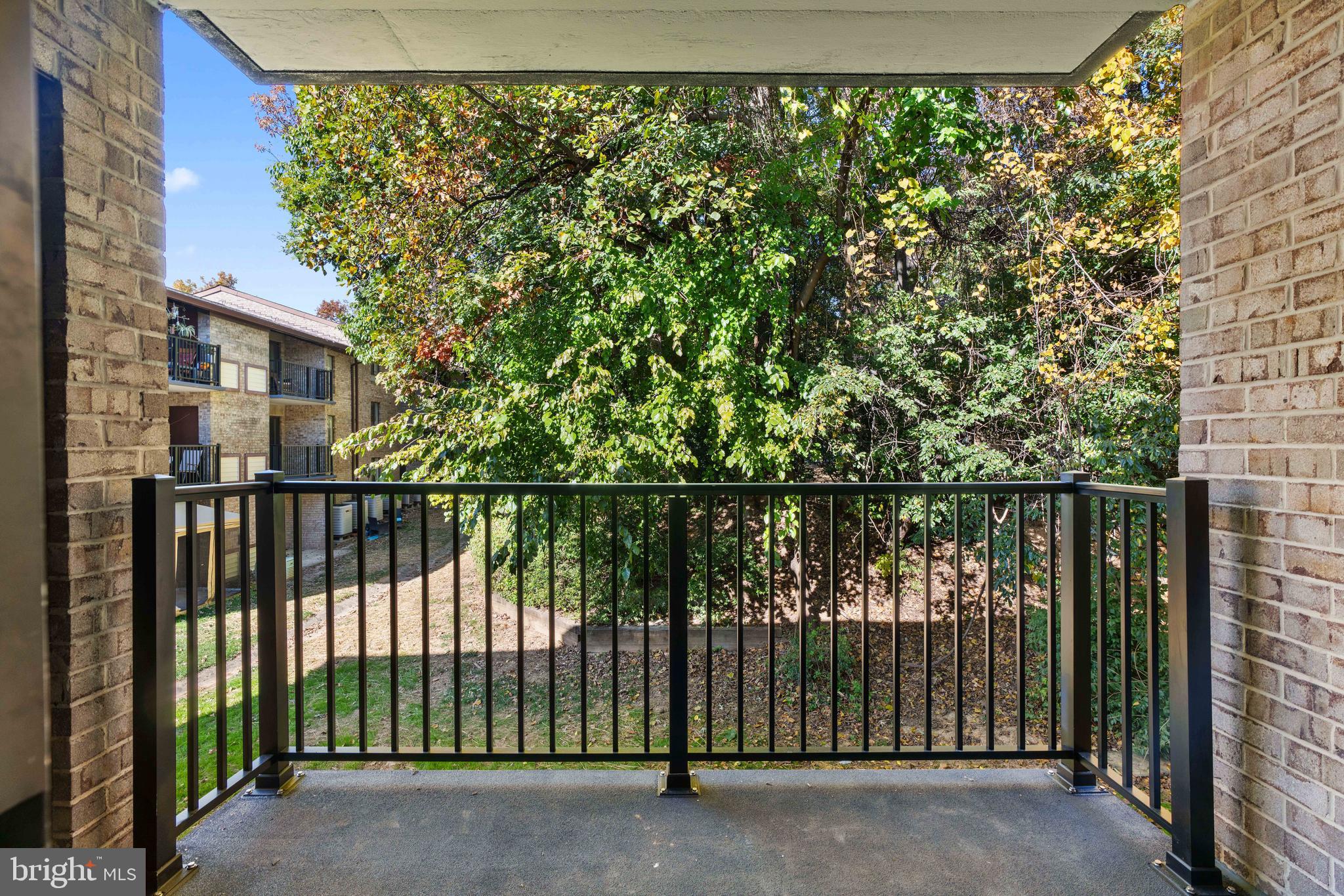 11606 Stoneview Square, Unit 12C Reston, VA 20191 - Photo 28 of 32