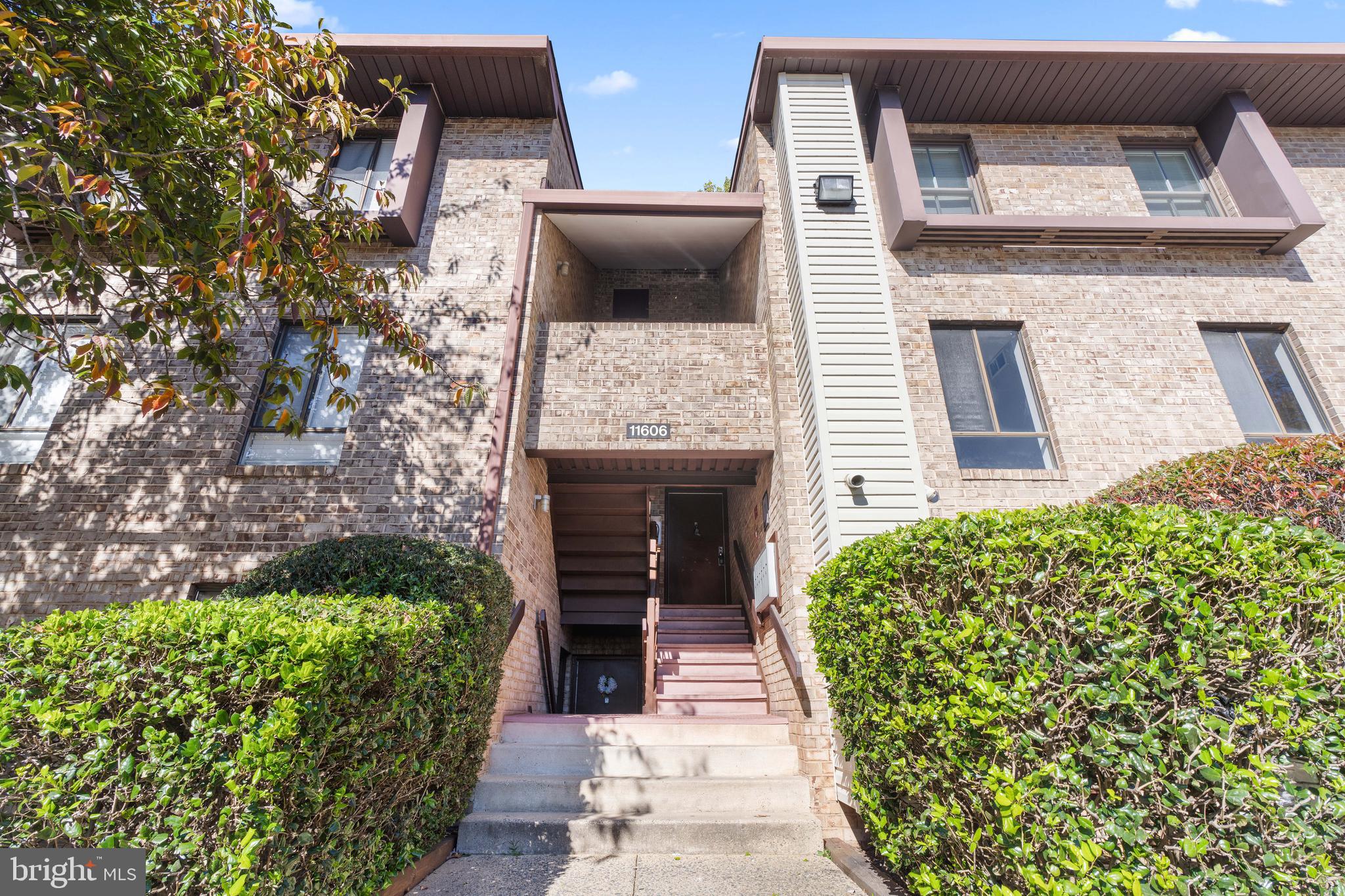 11606 Stoneview Square, Unit 12C Reston, VA 20191 - Photo 4 of 32