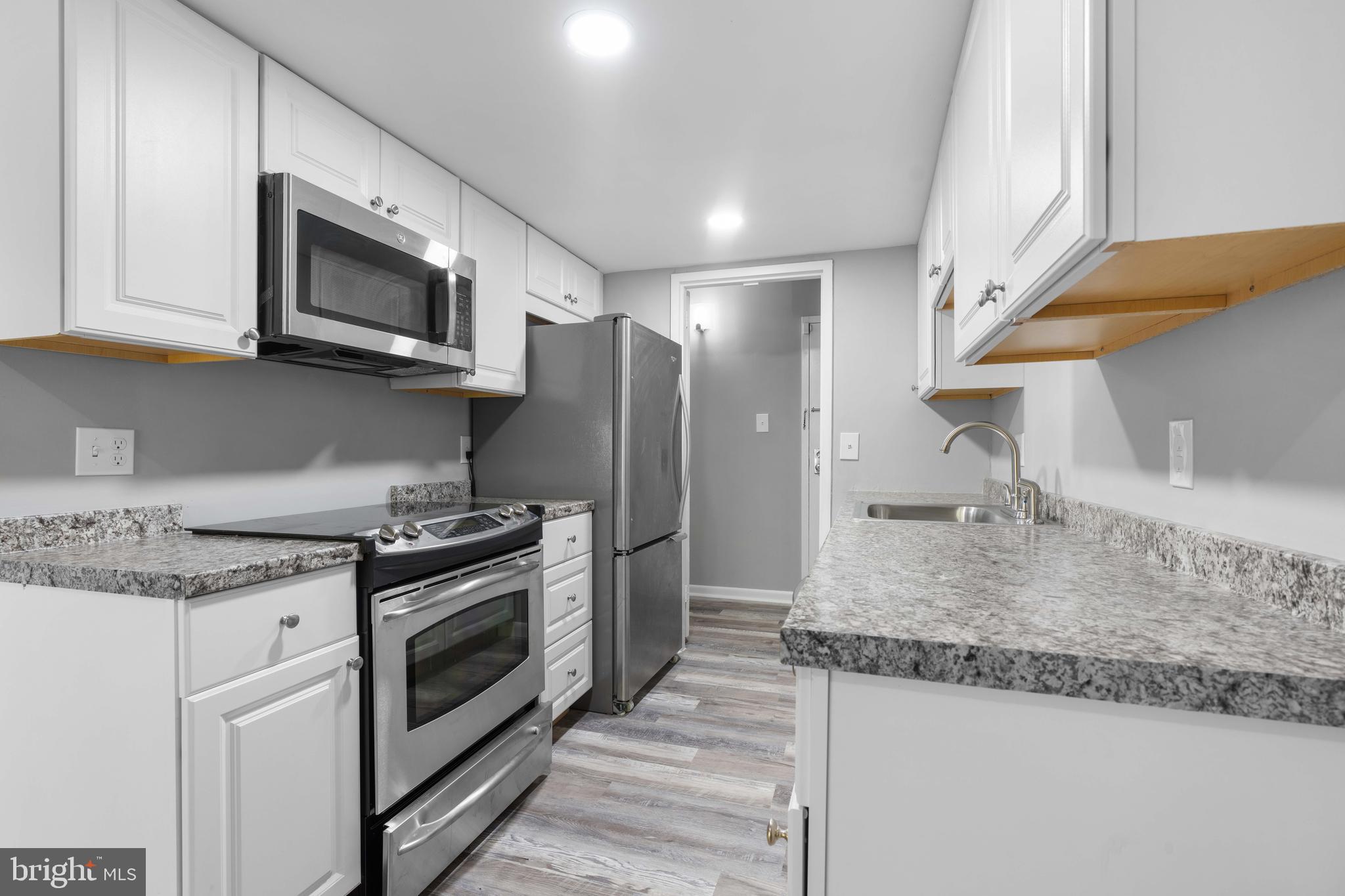 11606 Stoneview Square, Unit 12C Reston, VA 20191 - Photo 9 of 32