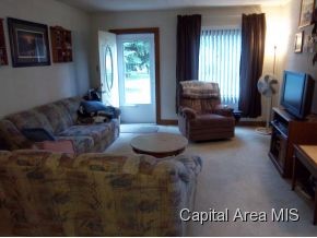 1720 Watch Springfield, IL 62702 - Photo 3 of 19