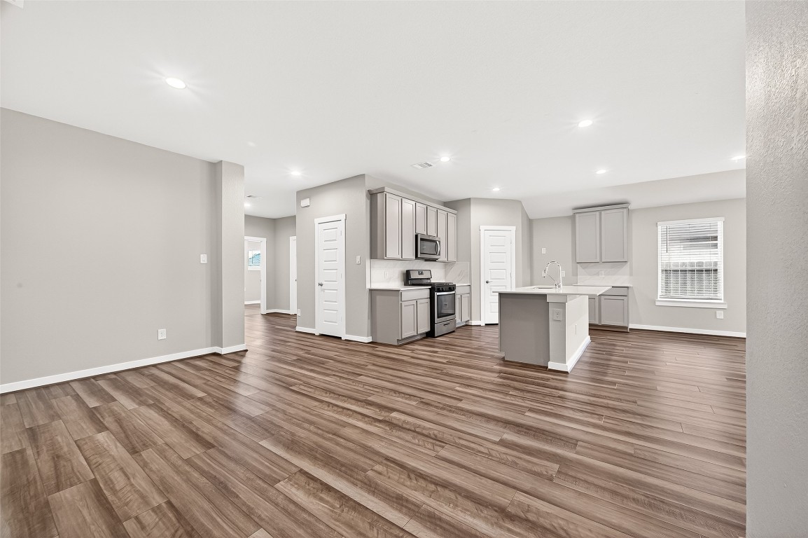 3919 Sparkman Lane Katy, TX 77494 - Photo 11 of 38