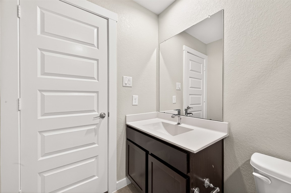 3919 Sparkman Lane Katy, TX 77494 - Photo 15 of 38